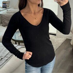 Victoria’s Secret PINK | Black V-Neck Thermal Long Sleeve Shirt | Size Large